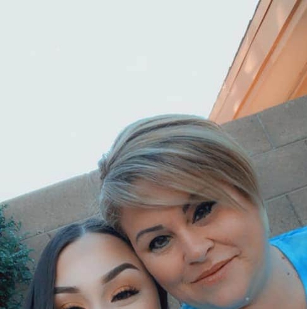 Meet your Posher, Rebecca